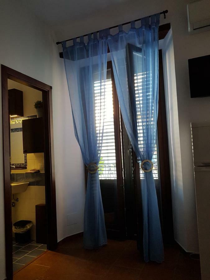 Casa Vacanze Villa D'Orleans Palermo Exteriör bild