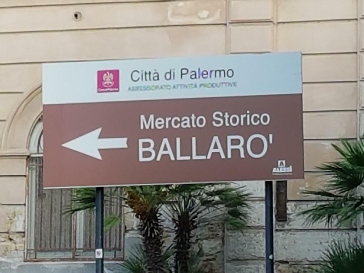 Casa Vacanze Villa D'Orleans Palermo Exteriör bild
