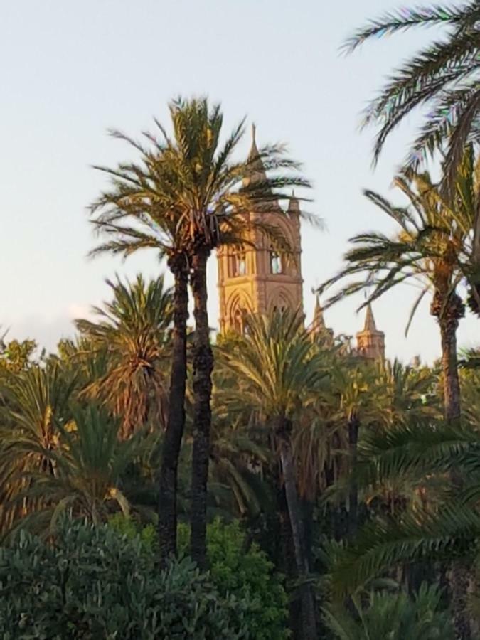Casa Vacanze Villa D'Orleans Palermo Exteriör bild